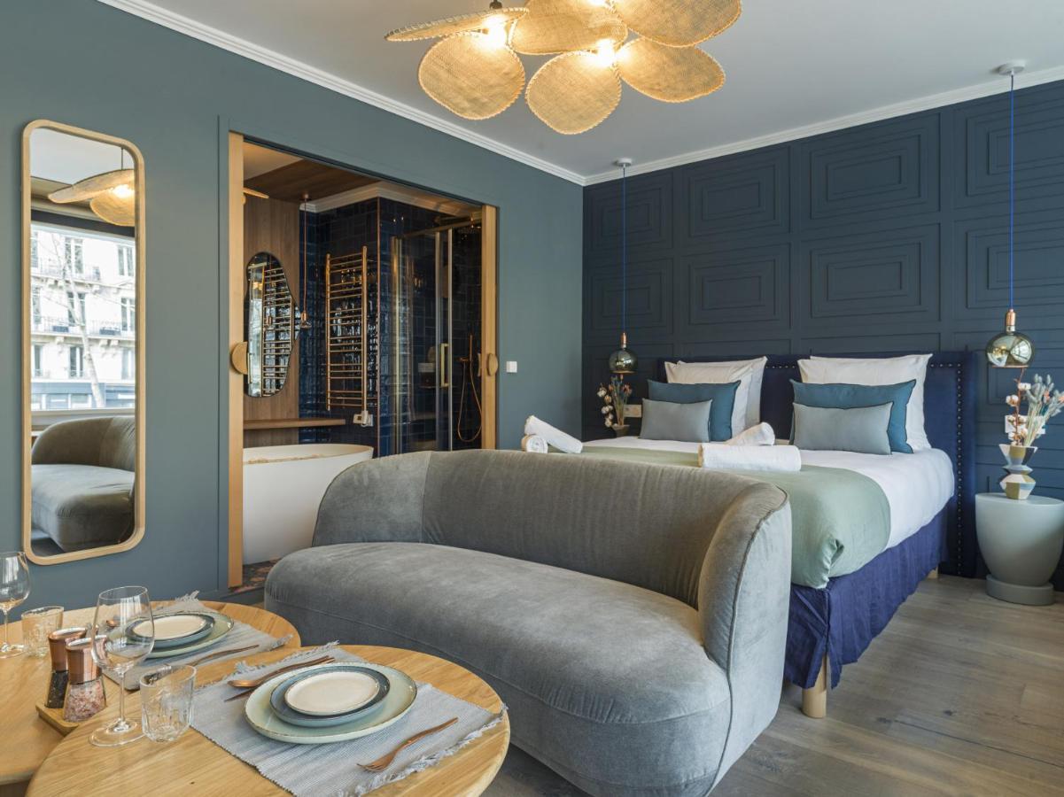 The Blue Alma Eiffel Tower Apartment Париж Екстериор снимка